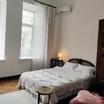 возле дерибасовской *