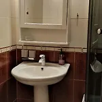возле дерибасовской Apartman *