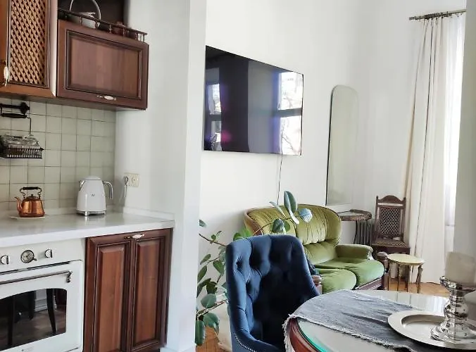 возле дерибасовской