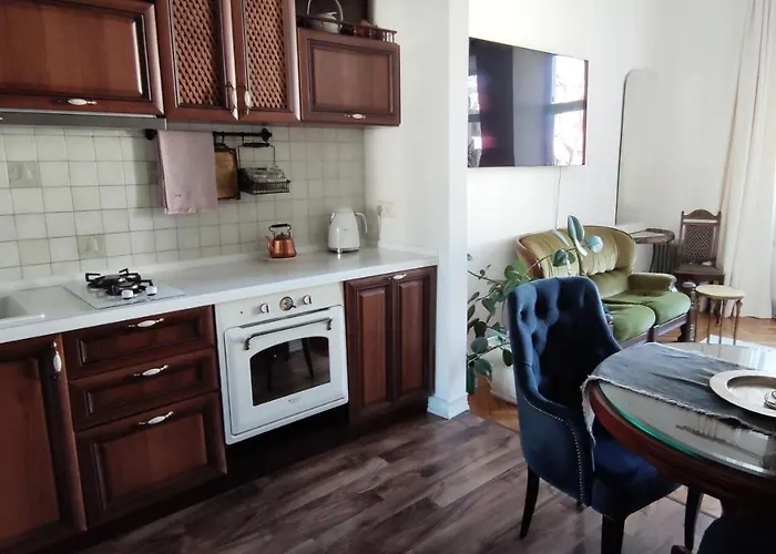 возле дерибасовской